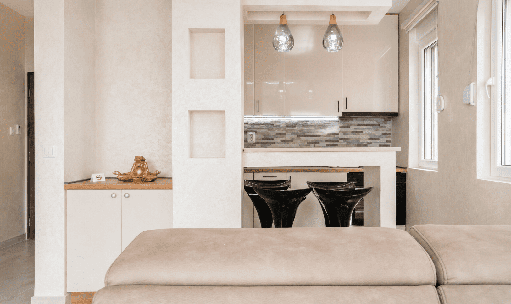 Signature Sea-View Suite — 7